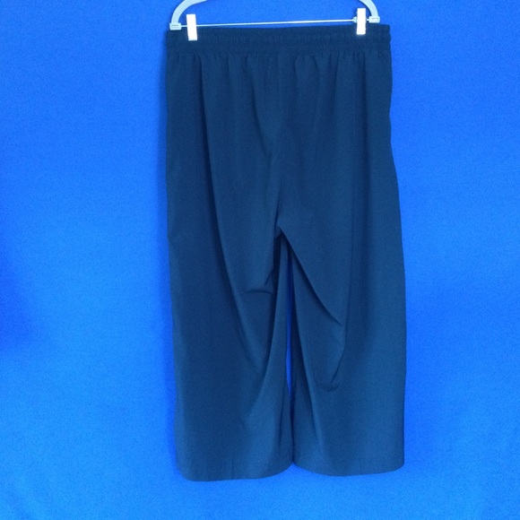 Old Navy Stretch Tech XL Wide Leg Culotte Pants - Picture 5 of 13